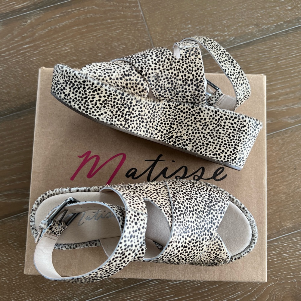 NIB! All Leather 😍 Matisse Runaway Platforms in Dalmatian Cowhair -SO DAMN CUTE